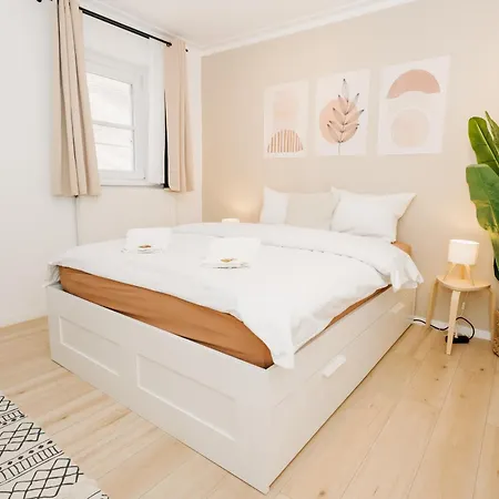 Apartment City-apartment Kreuzviertel-laedchen-60 Qm