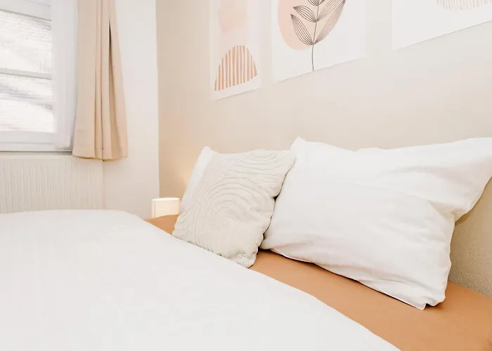 City-apartment „kreuzviertel-lädchen“mit Parkplatz